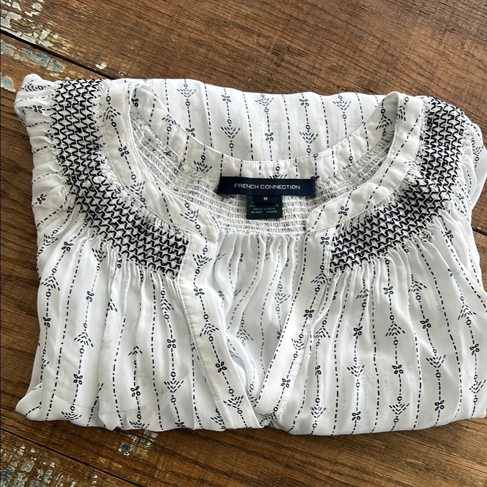French Connection White and Black Women's Top Size M